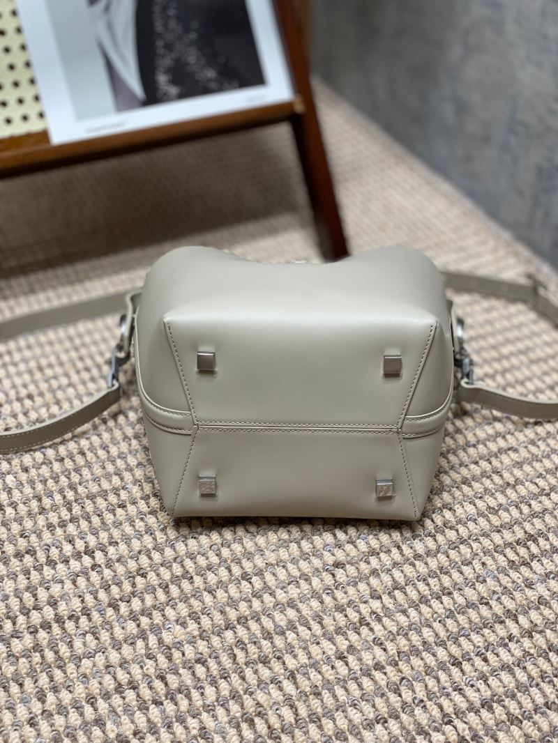Y51 bucket bags